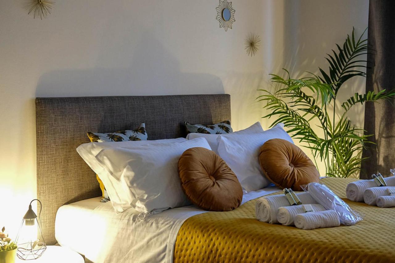 Verona Suites And Rooms Luaran gambar